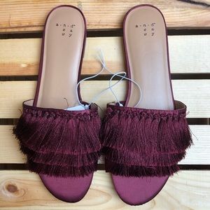 BURGUNDY MULE SANDALS - SIZE 9